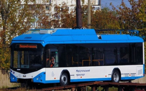В Мариуполь прибыли первые троллейбусы с увеличенным автономным ходом