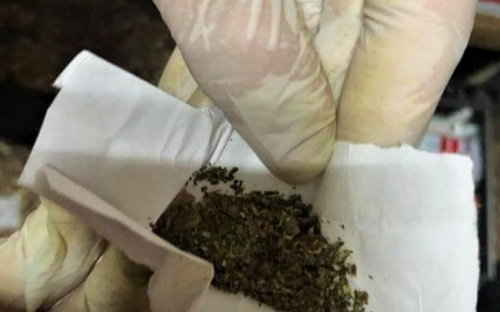 Каннабис в сигаретах: в Мариупольском изоляторе торговали наркотиком