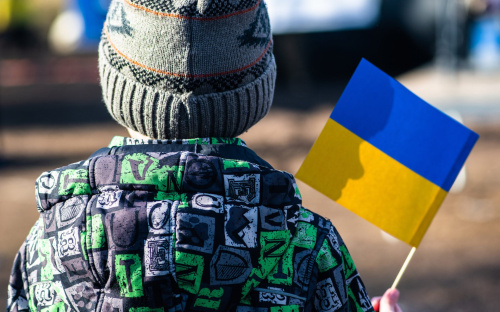 Гуманітарна та фінансова допомога для ВПО з Донеччини: де отримати