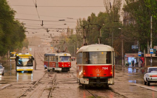 В Мариуполе временно изменили схему движения трамваев