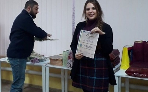 В Мариуполе выбрали лучших учителей года (ФОТО)