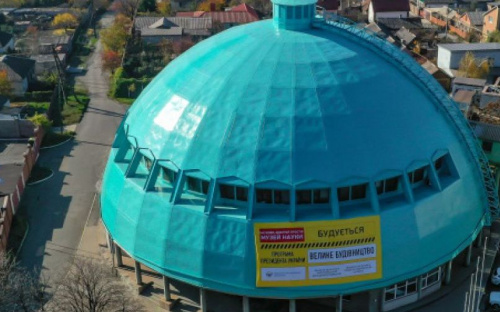 Первые экспонаты для Музея науки прибыли в Мариуполь