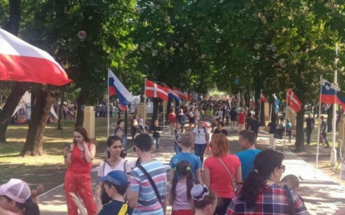 Более 7 тысяч мариупольцев погрузились в атмосферу Европы