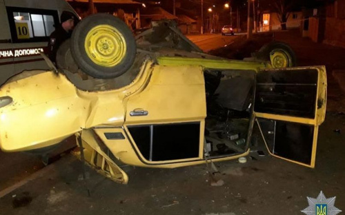 Ночное ДТП в Мариуполе унесло жизнь 22-летней девушки