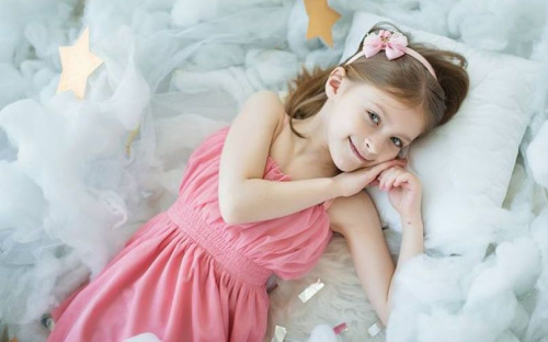 Мариупольцы сплотились, чтобы спасти жизнь 7-летней Насти Яковенко (ФОТО)