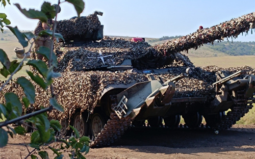 Росіяни атакували Україну дронами, а ЗСУ проводили штурми під Бахмутом – деталі та карта