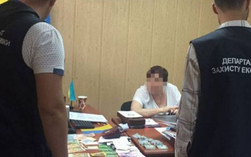 В университете в Донецкой области со студентов собирали «дань»