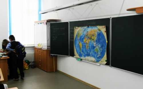 Уроки в мариупольских школах хотят сделать более интерактивными