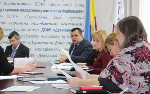 Молодежь в Мариуполе сможет получить жилье за 10 минут