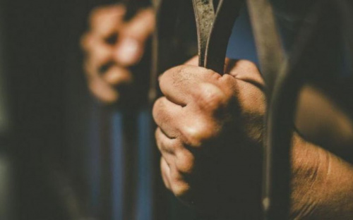 Нанес арматурой 40 ударов: на Донетчине мужчину осудили за убийство