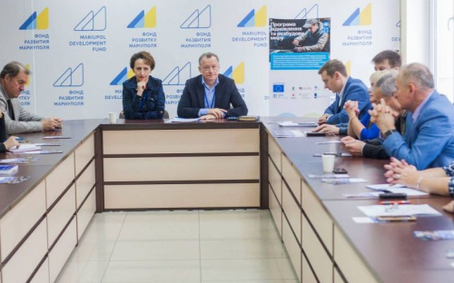 Фокус-групповое исследование в Мариуполе подтолкнуло депутатов обсудить проблемы и успехи города (ФОТО)
