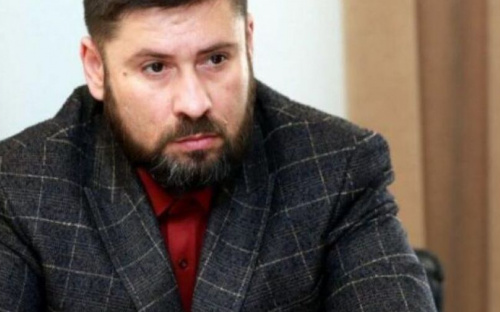 Замминистра МВД устроил скандал на КПВВ при въезде в Донецкую область. В ведомстве уже отреагировали (18+)