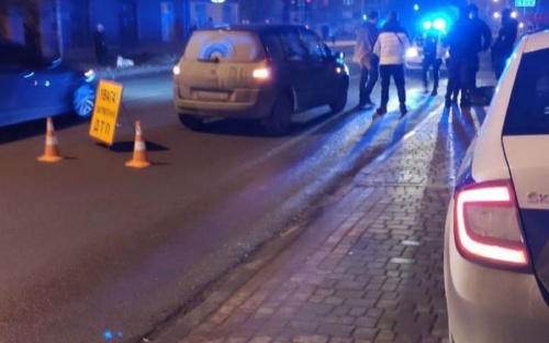 В Мариуполе легковушка сбила пожилую женщину