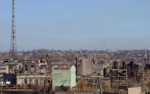 В Донецкой области рабочие вышли на охрану завода