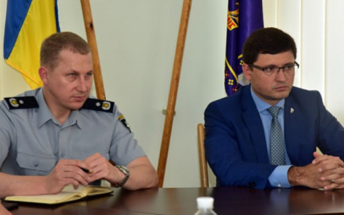 В Мариуполе власти решили запретить антикоррупционный пикет под облпрокуратурой
