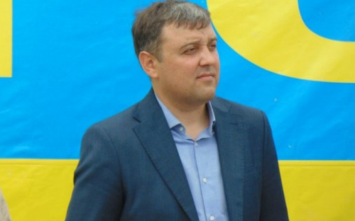 В Мариуполе на параде пытались спровоцировать беспорядки (ФОТО)