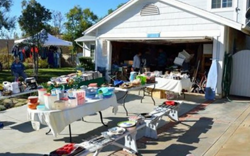 В центре Мариуполя открывается городская барахолка – Garage Sale
