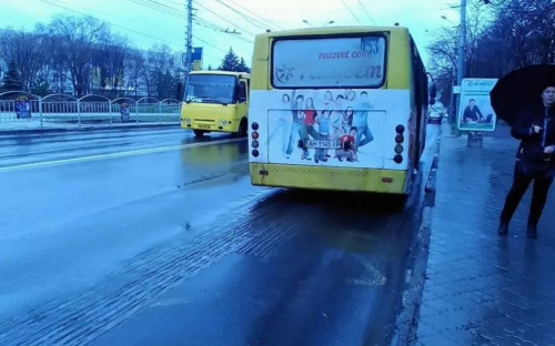 В Мариуполе пассажиры создают список «недобросовестных маршруток» (ФОТО)