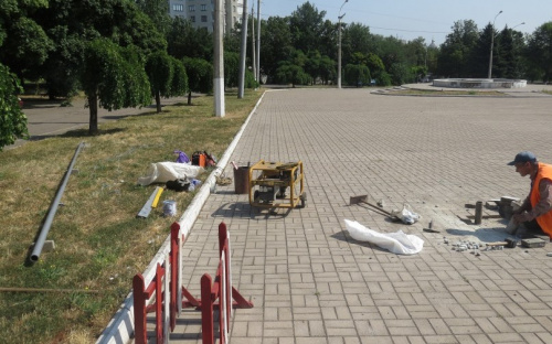 В Мариуполе станет на один флаг больше (ФОТО)