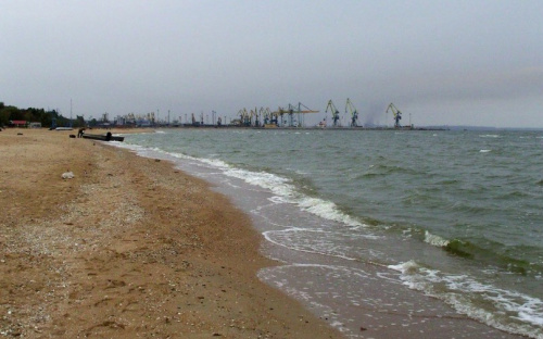 В морской воде Мариуполя ухудшились показатели ЛКП