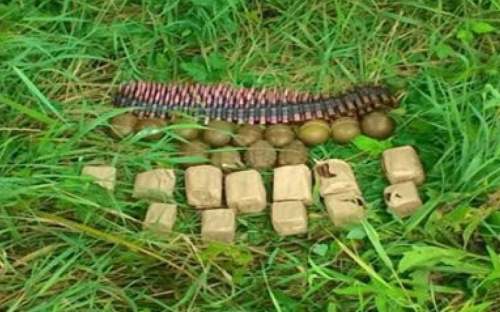 В районе АТО обнаружены два тайника с боеприпасами и взрывчаткой