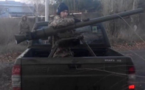 В сети появилось видео боя добровольцев под Мариуполем
