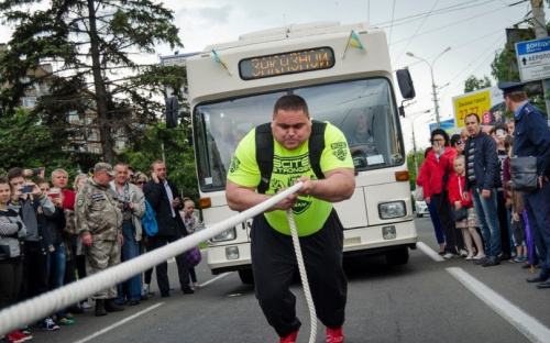 В столице ограбили мариупольского силача Александра Лашина