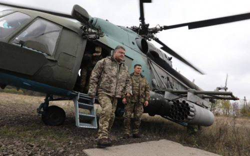В зоне АТО встретились президент и военные шестой волны мобилизации