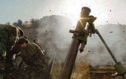 Боевики обстреляли поселок под Мариуполем, есть раненый 