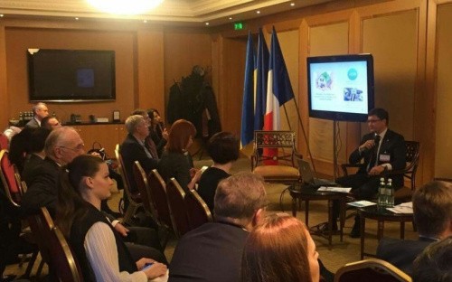 Вадим Бойченко познакомил французские компании с Мариуполем