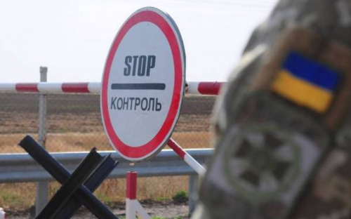 Боевики продолжают блокировать КПВВ: скольким людям удалось пересечь линию разграничения