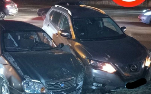 Пассажирка легкового авто пострадала в ДТП в Мариуполе