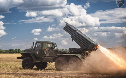 Росіяни намагаються повернути позиції в районі Старомайорського та наступають на Мар’їнку - карта