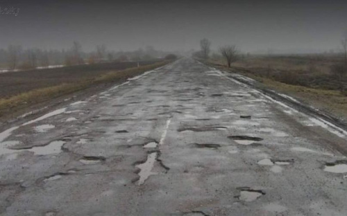Начат ремонт трассы Мариуполь - Запорожье