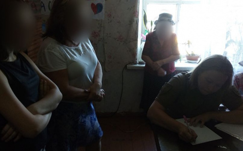 Мариупольчанку привлекли к ответственности за унижение и оскорбление детей (ФОТО)