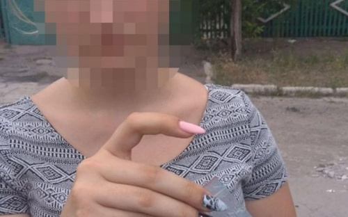 В Мариуполе 18-летняя девушка переносила наркотики в нижнем белье (ФОТО)