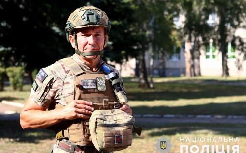 Втратив 21 кг в полоні: історія поліцейського з Маріуполя, який повернувся служити на Донеччину