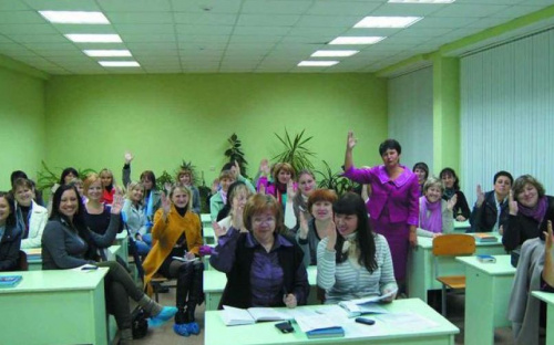Родительские комитеты в мариупольских школах не отменяются!
