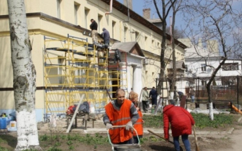 Восемь домов в Мариуполе получат утепленный фасад