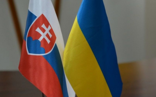 Словаки в Мариуполе выразили поддержку Украине (ФОТО)