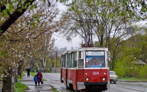 В Мариуполе изменят график движения трамвая №3 для заводчан. Если они попросят