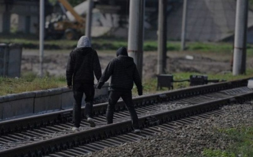Из Мариуполя в Киев: юные беглецы на электричке отправились путешествовать