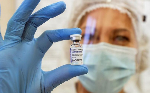 В Украину прибыла первая партия вакцины Pfizer от коронавируса: когда препарат поступит в Мариуполь?