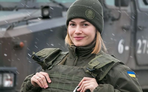 Восемь процентов военнослужащих в зоне ООС в Донбассе – женщины