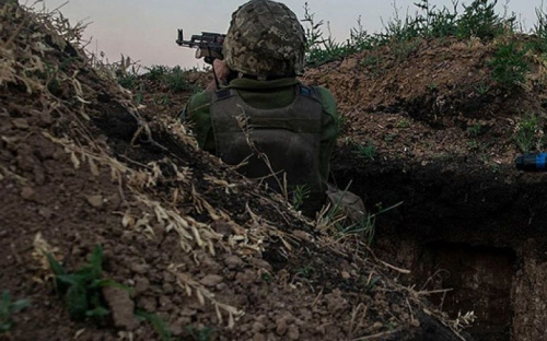 Вблизи Мариуполя боевики вели огонь из гранатометов и минометов