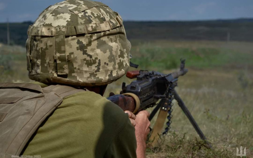 ЗСУ виснажують ворога на Мелітопольському напрямку та штурмують позиції під Бахмутом - карта