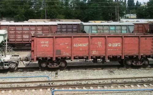 В Мариуполе в вагоне на меткомбинате обнаружен снаряд