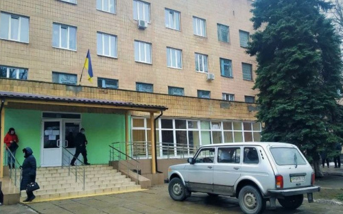 Стало известно, какую вакцину от COVID-19 получит Мариуполь, и кто в первой очереди на иммунизацию
