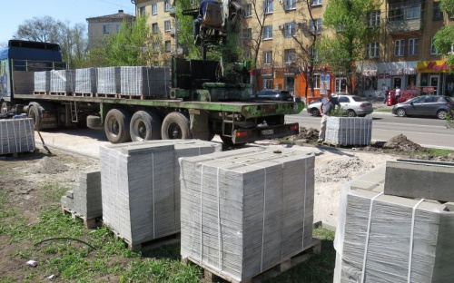 Скандальная плитка не попадет в финальный этап реконструкции площади Мариуполя? (ФОТО)