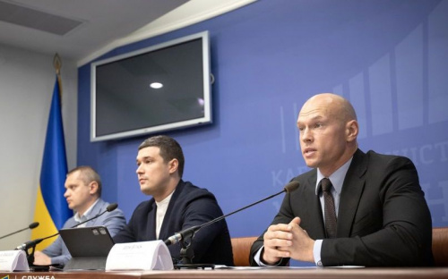 Откаты не удались: в Украине пресекли кражу миллионов гривен на ноутбуках для учителей
